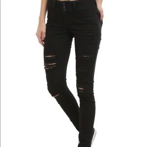 Black skinny jeans